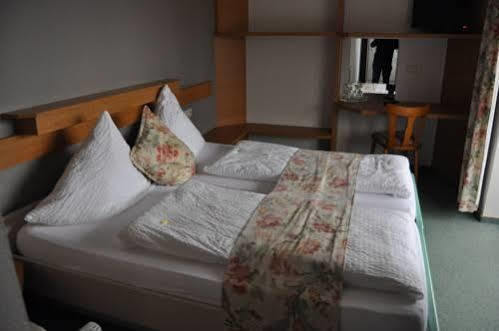 Hotel Du Lac ビュートゲンバッ エクステリア 写真